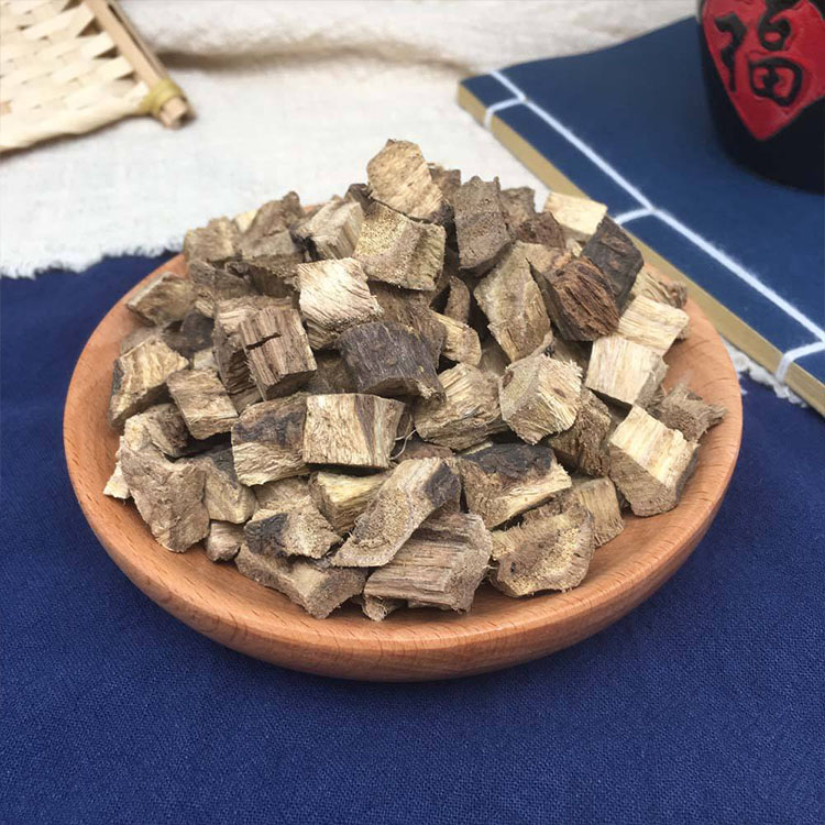 Kudzu Root (Ge Gen): quando scegliere i blocchi rispetto ai granuli per i progetti OEM?